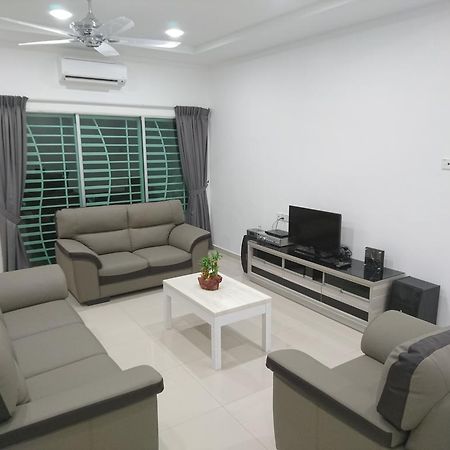 Comfortable HomeStay Raub Eksteriør bilde
